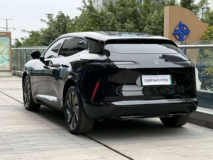 Фото 4 - Avatr 07