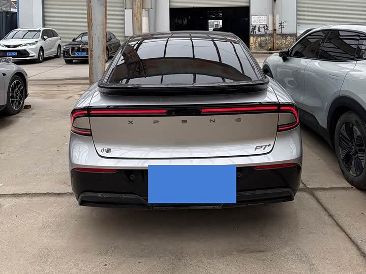 Photo 4 - XPeng F57