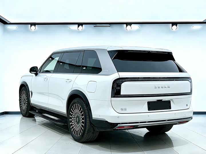 Фото 6 - Zeekr 9X