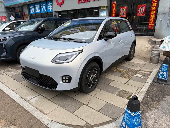 Фото 1 - GAC Aion UT