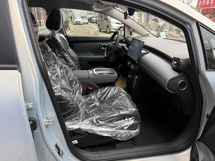 Фото 8 - GAC Aion UT