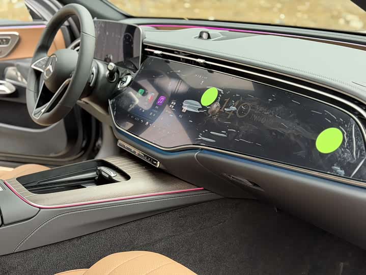 Photo 7 - Mercedes-Benz E-Class