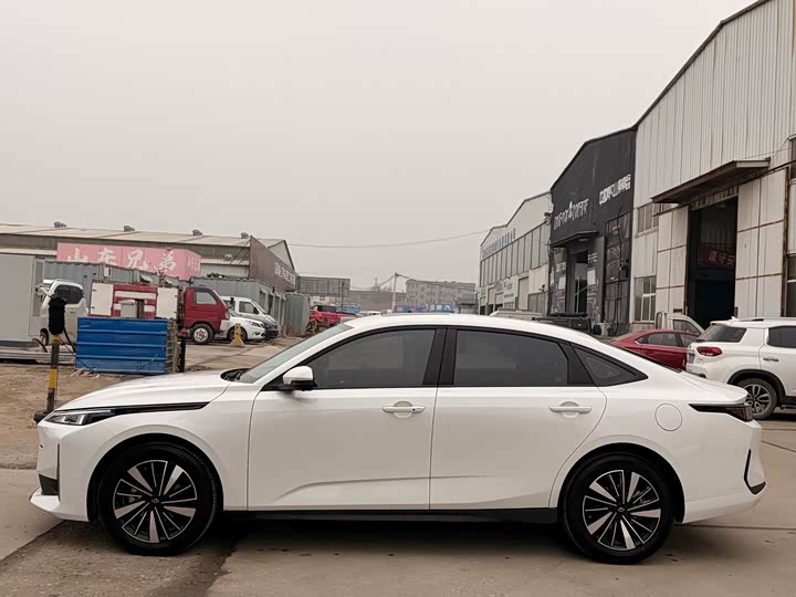 Фото 8 - Changan Qiyuan (Nevo) A05
