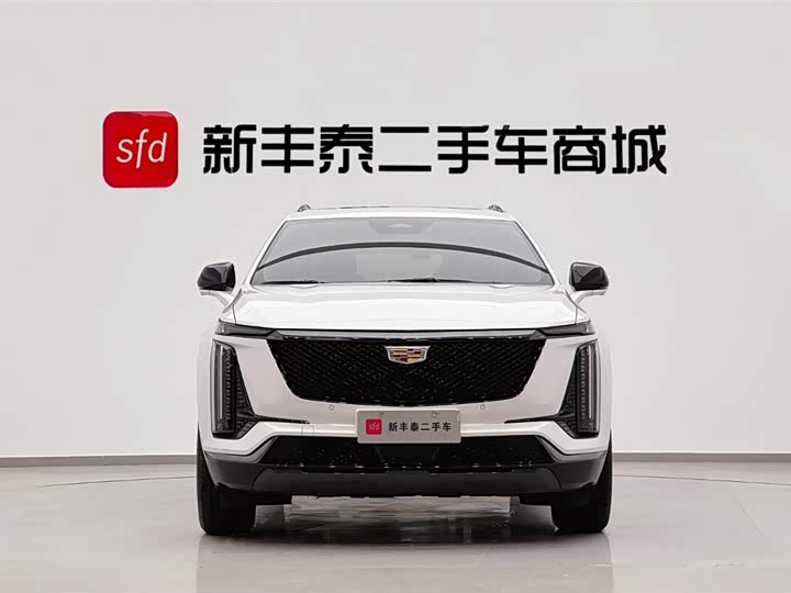 Фото 2 - Cadillac XT5