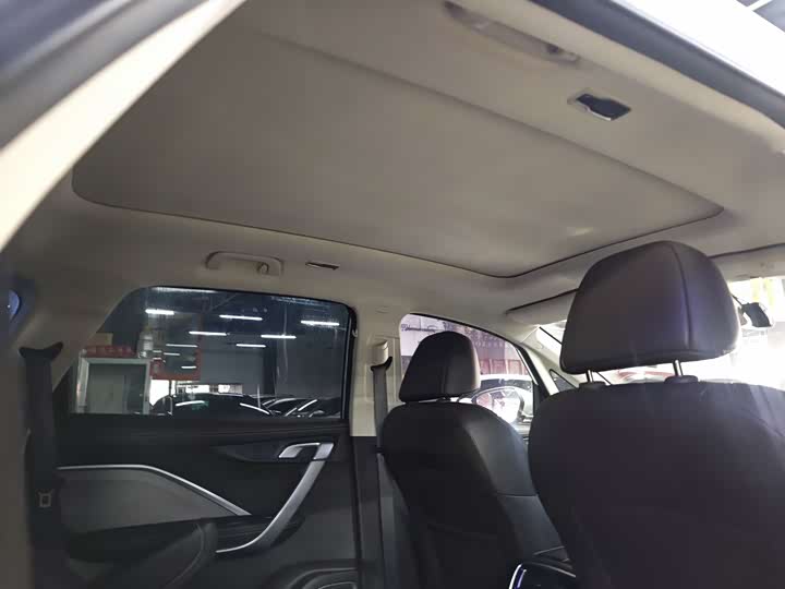 Фото 9 - Geely Jiaji