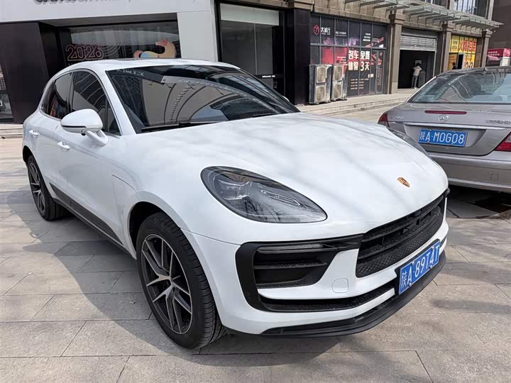 Фото 2 - Porsche Macan