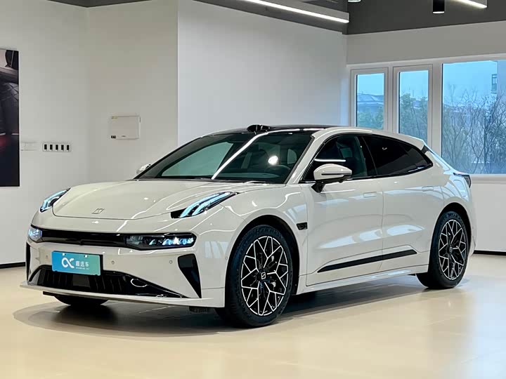 Фото 1 - Zeekr 001