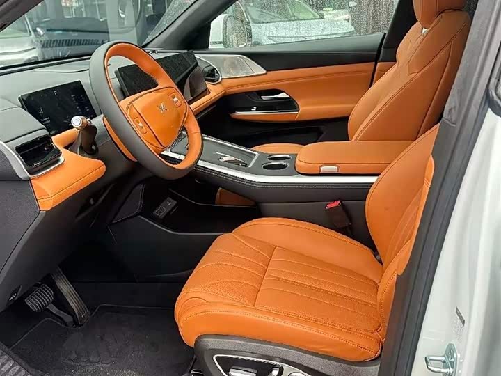 Фото 7 - XPeng G9