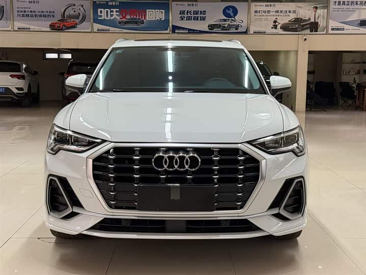 Фото 2 - Audi Q3