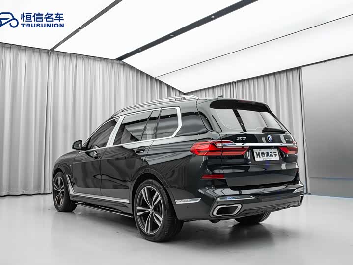 Фото 6 - BMW X7