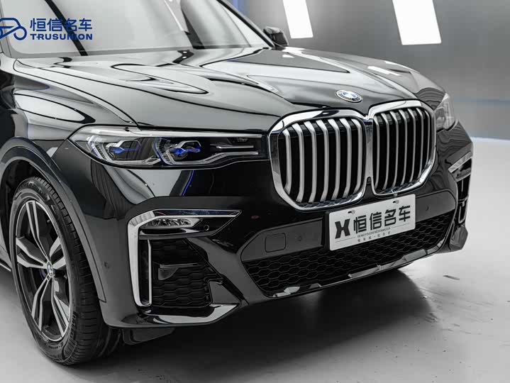 Фото 8 - BMW X7