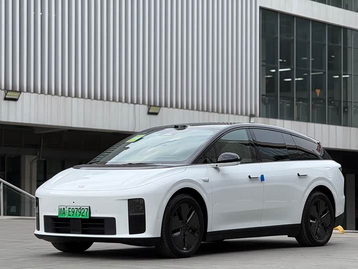 Фото 7 - LiXiang i6