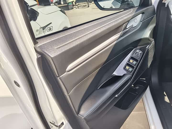 Фото 7 - Haval H6