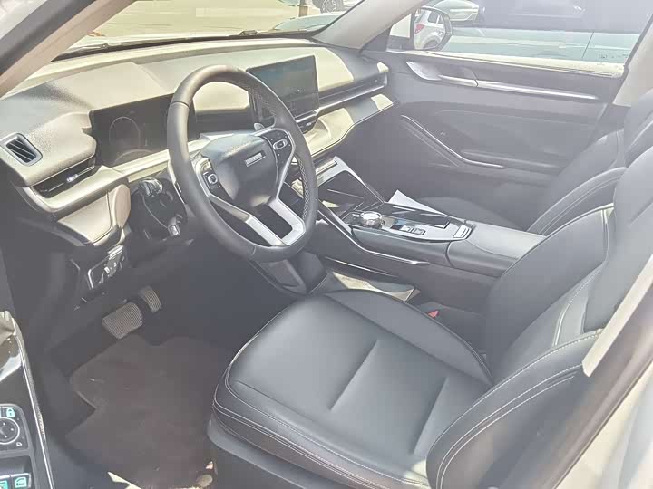 Фото 8 - Haval H6