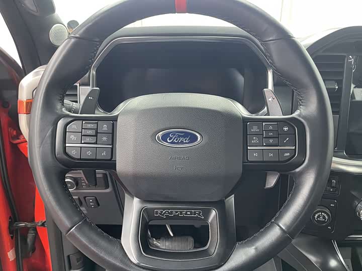 Фото 7 - Ford F-150 Raptor