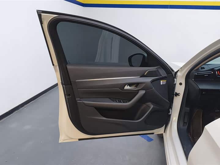 Фото 7 - Peugeot 508