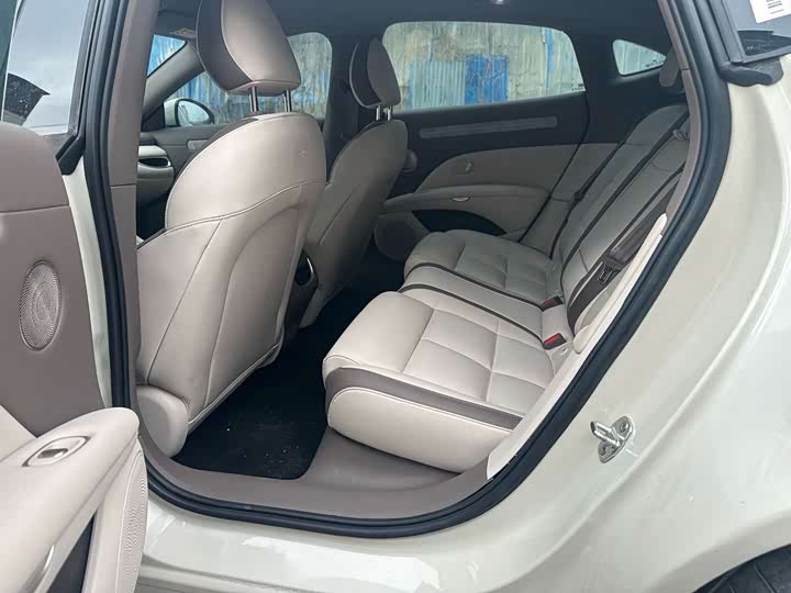 Photo 4 - IM motors L6