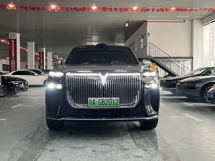 Фото 2 - Voyah Taishan