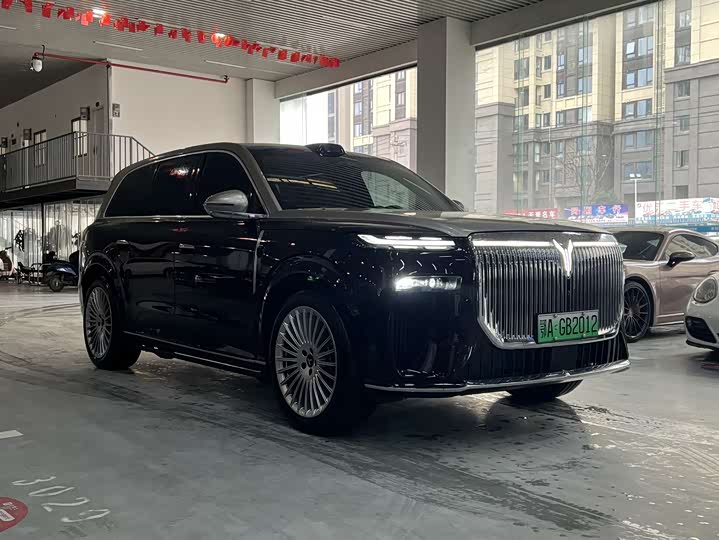 Фото 3 - Voyah Taishan