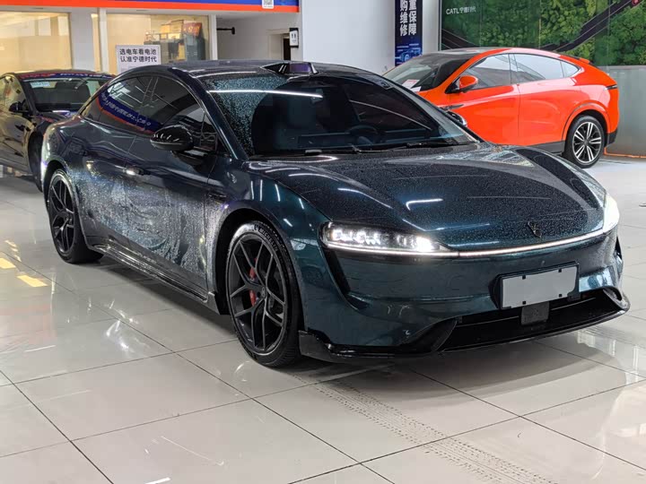 Фото 2 - Luxeed S7