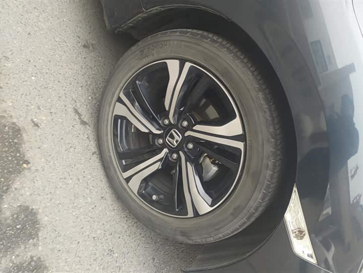 Фото 6 - Honda Civic