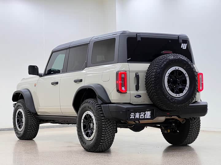 Фото 5 - Ford Bronco