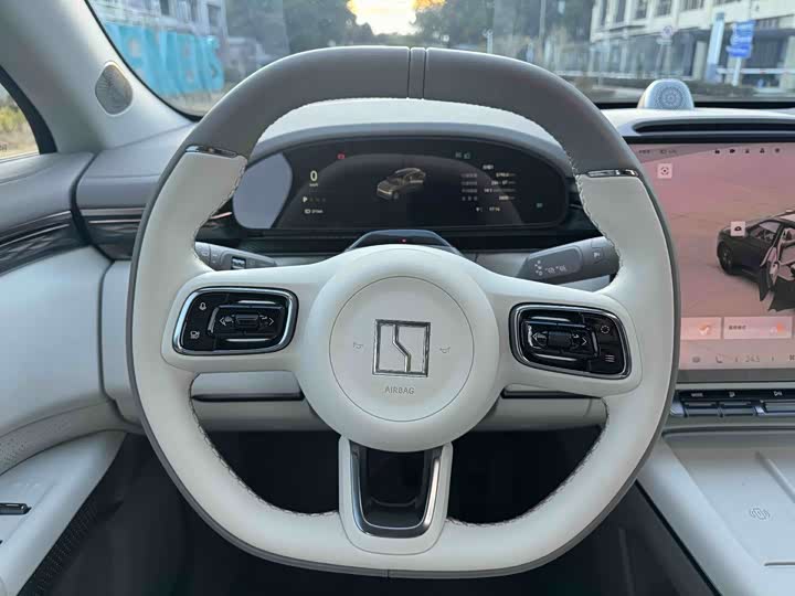 Фото 7 - Zeekr 7X