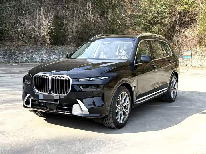 Фото 1 - BMW X7
