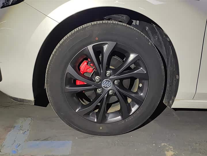 Фото 6 - Buick Verano