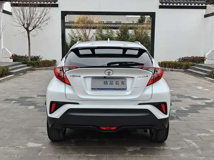 Фото 5 - Toyota Izoa