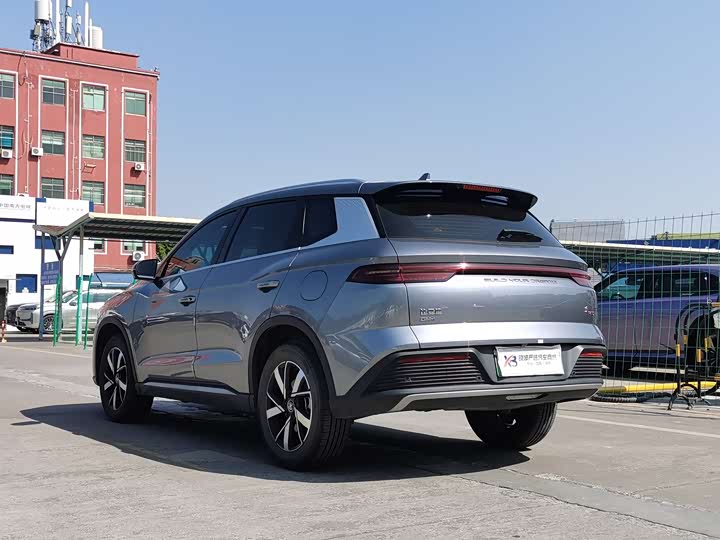 Фото 5 - BYD Song Pro Hybrid