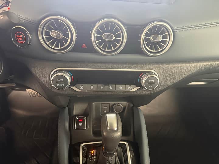 Фото 8 - Nissan Qashqai