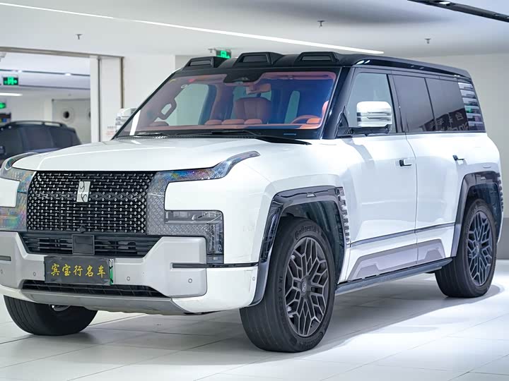 Photo 1 - BYD Yangwang U8