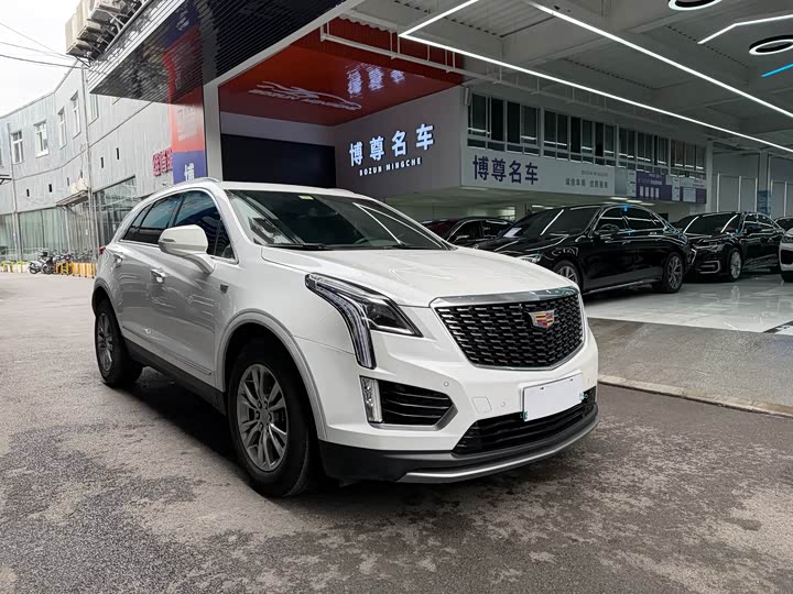 Фото 3 - Cadillac XT5