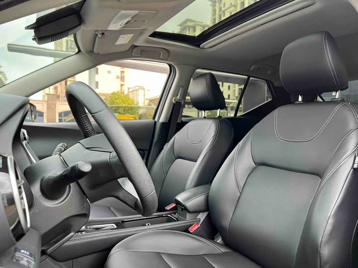 Фото 9 - Nissan Kicks