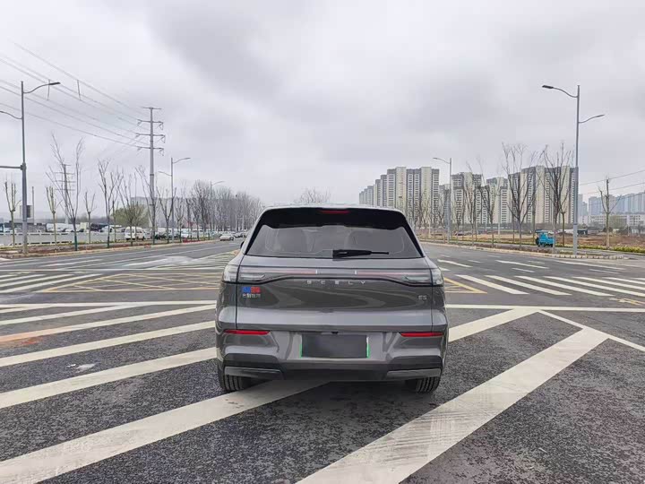 Фото 8 - Geely Galaxy E5