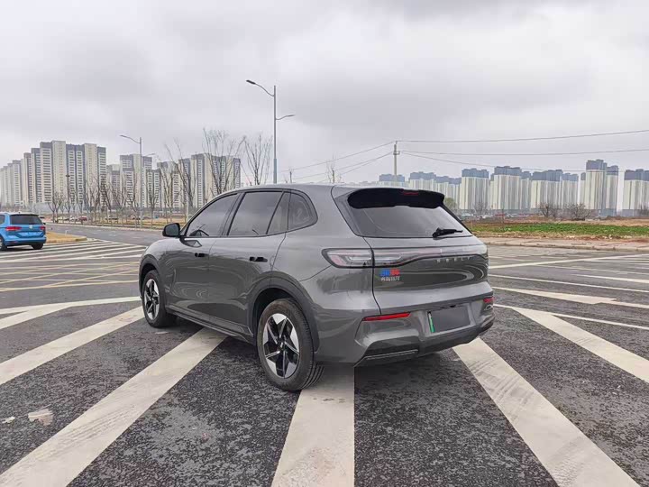 Фото 9 - Geely Galaxy E5