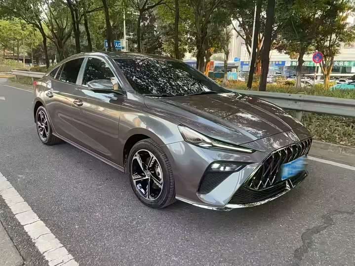 Фото 3 - MG Motor 5 Scorpio