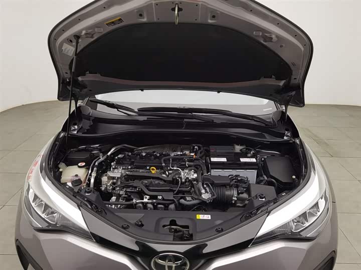 Фото 6 - Toyota Izoa