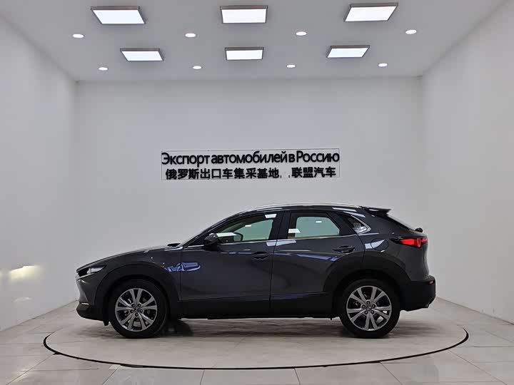 Photo 6 - Mazda CX-30