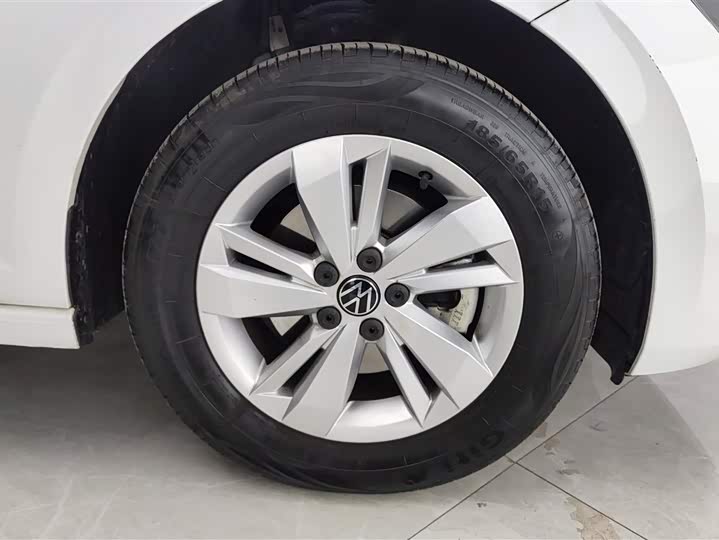 Фото 6 - Volkswagen Polo