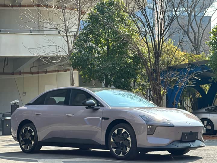 Фото 2 - XPeng Mona M03