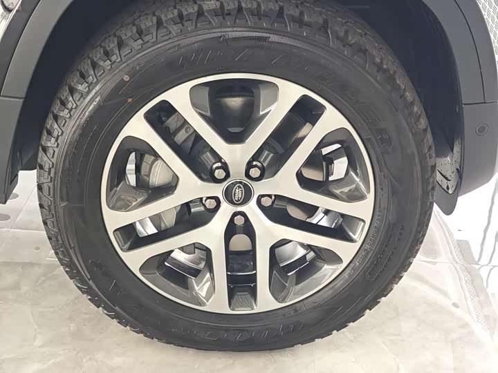 Фото 4 - Land Rover Defender