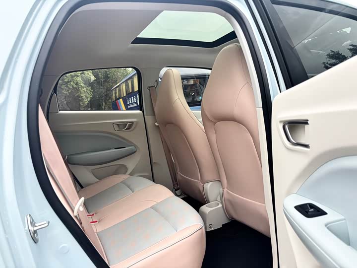 Фото 7 - Leapmotor T03