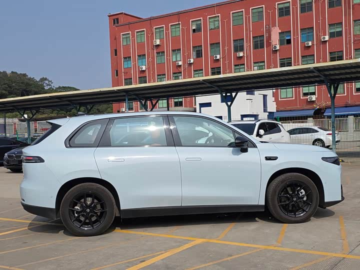 Фото 4 - Leapmotor C10