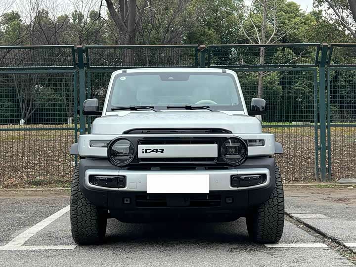 Photo 2 - Chery iCar V23