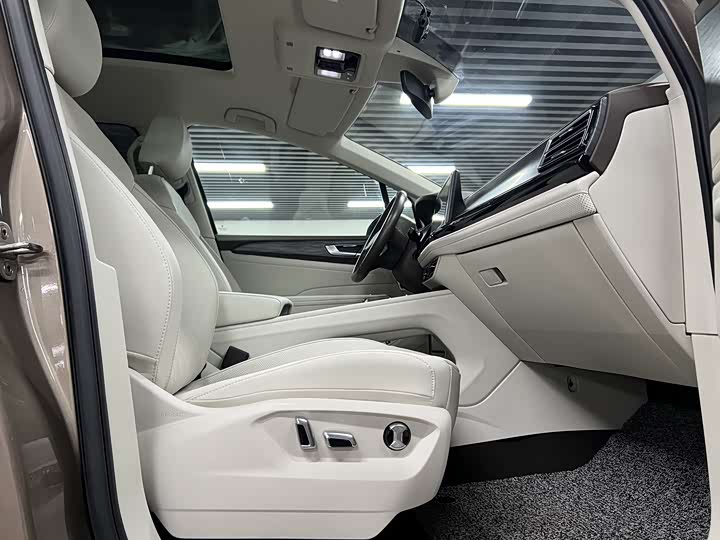 Фото 9 - Volkswagen Viloran