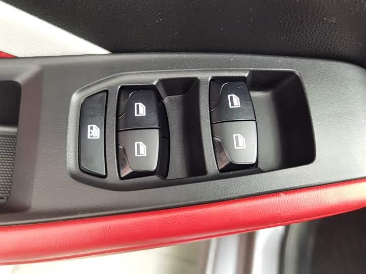 Фото 9 - MG Motor 5