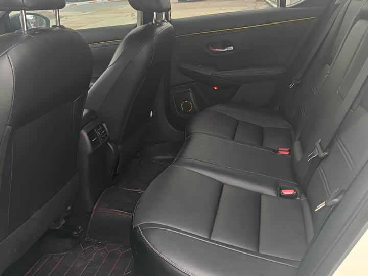 Фото 6 - Nissan Sylphy