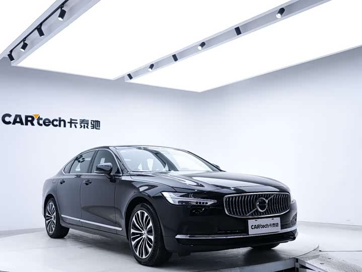 Фото 7 - Volvo S90
